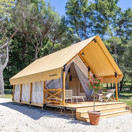 Camp Dole Zivogosce - Mobile Home And Glamping Tent Bagian luar foto
