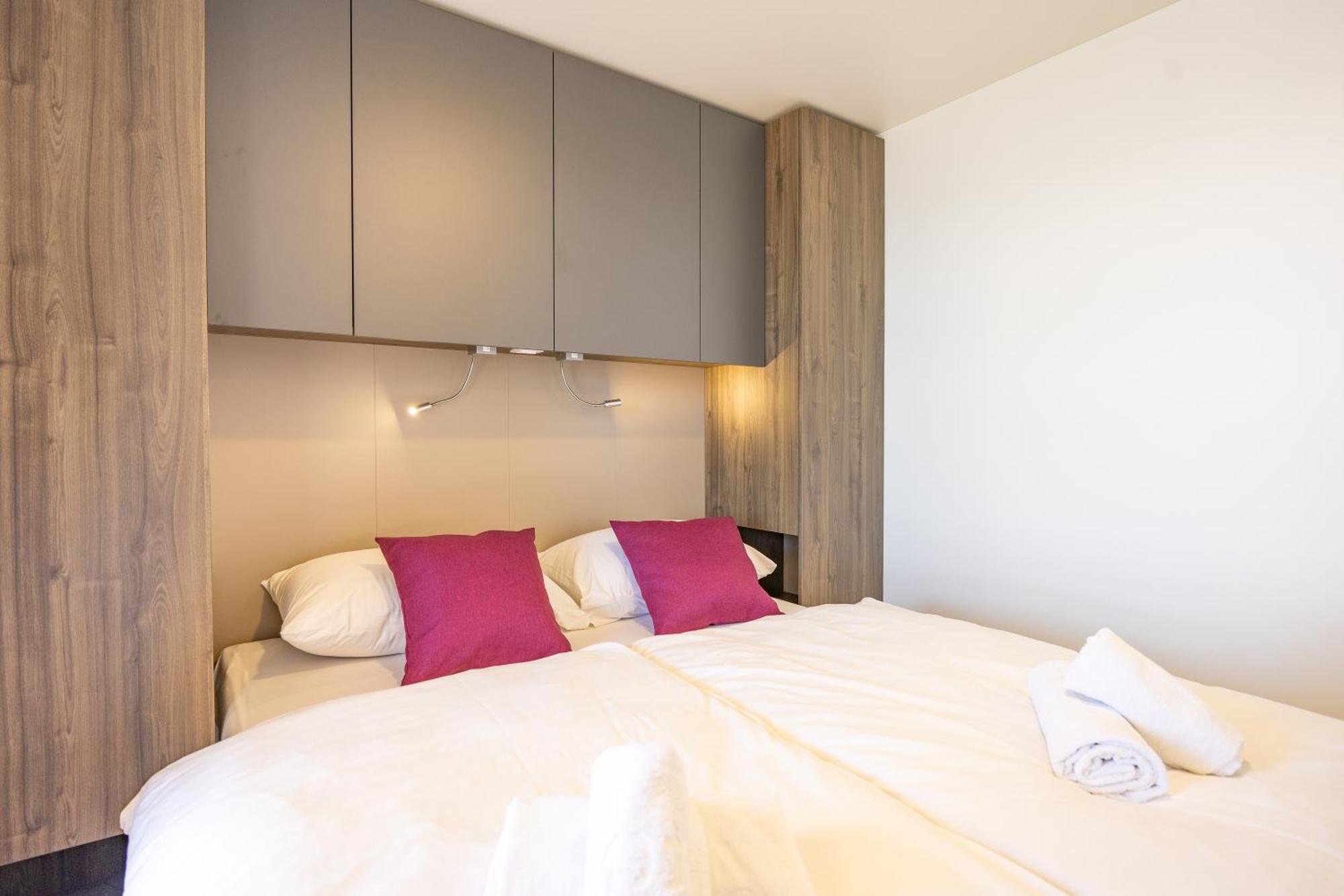 Camp Dole Zivogosce - Mobile Home And Glamping Tent Ruang foto